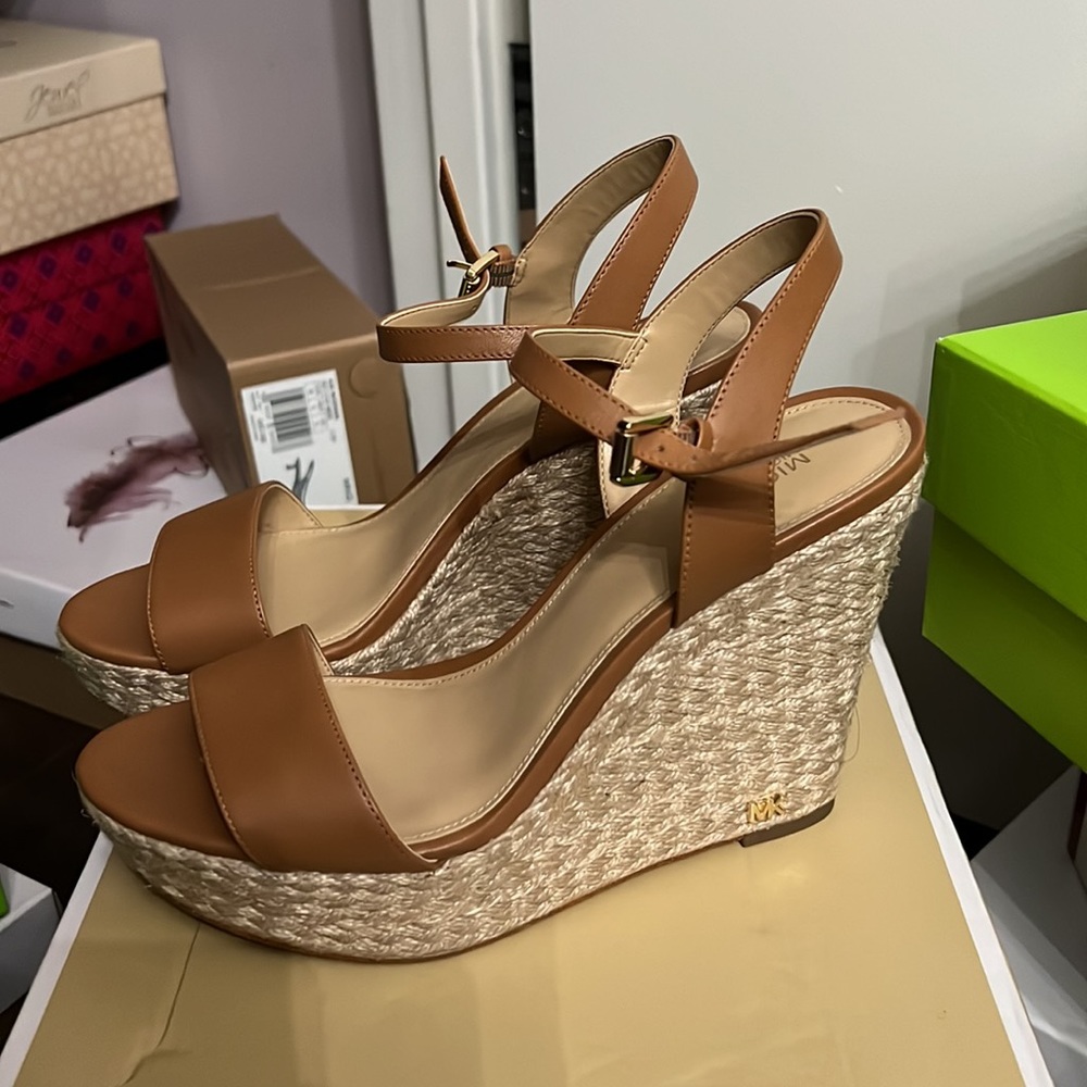 MK wedges shoes worn only once